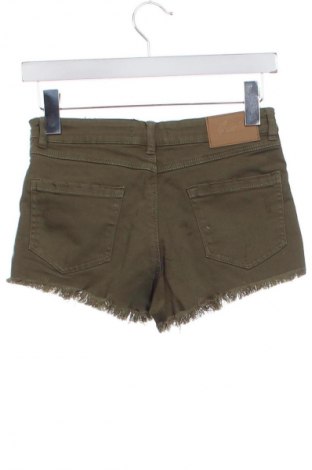 Dámské kraťasy  Bershka, Velikost XS, Barva Zelená, Cena  241,00 Kč