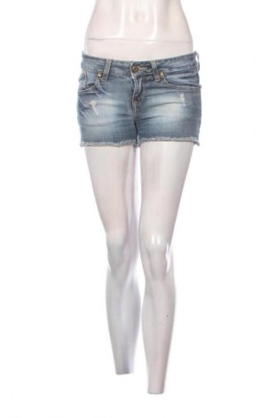 Női rövidnadrág Bershka, Méret M, Szín Kék, Ár 3 209 Ft