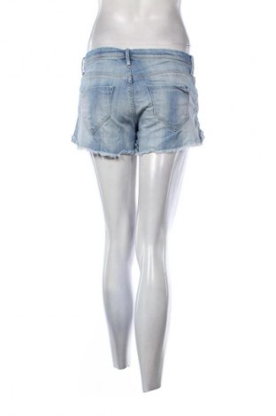 Pantaloni scurți de femei Blend, Mărime M, Culoare Albastru, Preț 89,47 Lei