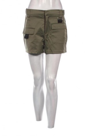 Damen Shorts Cropp, Größe S, Farbe Grün, Preis 17,38 €