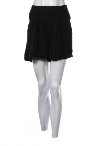 Damen Shorts Edc By Esprit, Größe M, Farbe Schwarz, Preis 17,30 €