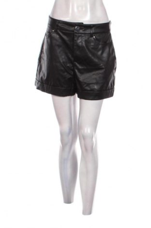 Pantaloni scurți de femei Guess, Mărime M, Culoare Negru, Preț 179,00 Lei