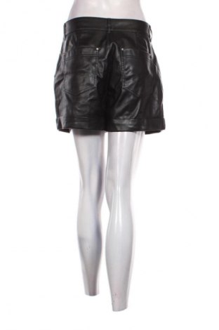 Pantaloni scurți de femei Guess, Mărime M, Culoare Negru, Preț 179,00 Lei