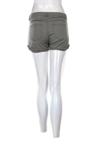 Dámské kraťasy  H&M, Velikost S, Barva Zelená, Cena  191,00 Kč