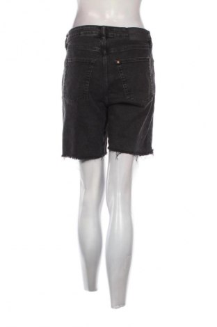 Pantaloni scurți de femei H&M, Mărime M, Culoare Negru, Preț 50,00 Lei