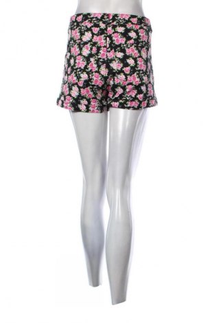 Damen Shorts H&M Divided, Größe M, Farbe Mehrfarbig, Preis 9,72 €