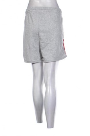 Pantaloni scurți de femei Janina, Mărime XXL, Culoare Gri, Preț 81,58 Lei