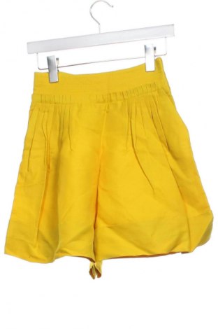Damskie szorty Massimo Dutti, Rozmiar S, Kolor Żółty, Cena 110,07 zł