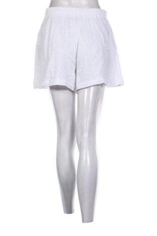 Damen Shorts Mohito, Größe M, Farbe Weiß, Preis 9,72 €