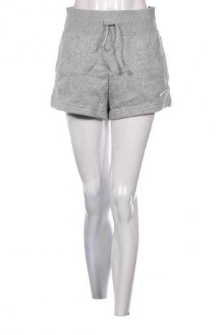 Damen Shorts Nike, Größe S, Farbe Grau, Preis 46,65 €