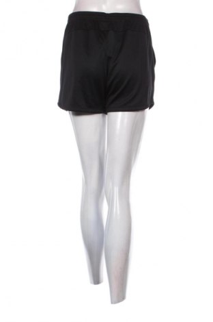 Dámske kraťasy  Nike, Veľkosť M, Farba Čierna, Cena  17,39 €