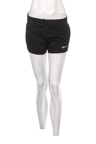 Γυναικείο κοντό παντελόνι Nike, Μέγεθος S, Χρώμα Μαύρο, Τιμή 21,99 €