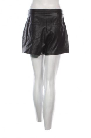 Pantaloni scurți de femei ONLY, Mărime S, Culoare Negru, Preț 69,99 Lei