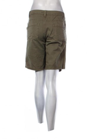 Damen Shorts Piazza Italia, Größe L, Farbe Grün, Preis 9,72 €
