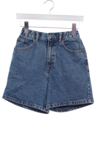 Γυναικείο κοντό παντελόνι Pull&Bear, Μέγεθος XS, Χρώμα Μπλέ, Τιμή 10,00 €