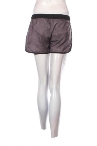 Damen Shorts Reebok, Größe S, Farbe Mehrfarbig, Preis € 17,39