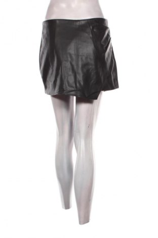 Damen Shorts Reserved, Größe M, Farbe Schwarz, Preis 13,99 €