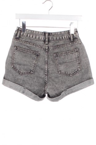 Pantaloni scurți de femei SHEIN, Mărime XS, Culoare Negru, Preț 51,45 Lei