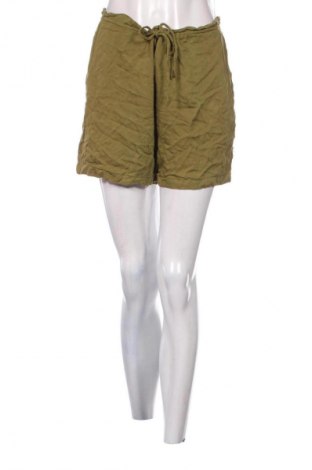 Damen Shorts Toi & Moi, Größe M, Farbe Grün, Preis 17,00 €