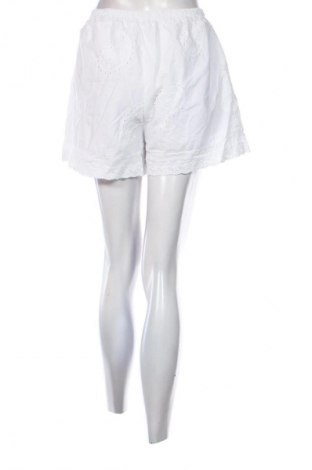 Pantaloni scurți de femei Unbranded, Mărime M, Culoare Alb, Preț 95,00 Lei