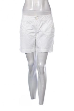 Damen Shorts Yessica, Größe M, Farbe Weiß, Preis 9,72 €