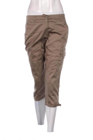 Pantaloni scurți de femei Yessica, Mărime S, Culoare Maro, Preț 50,00 Lei