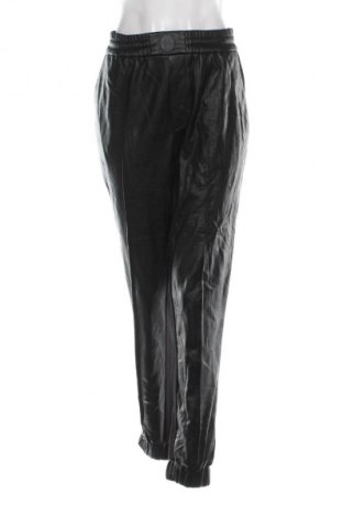 Дамски клин Trussardi Jeans, Размер L, Цвят Черен, Цена 48,99 лв.