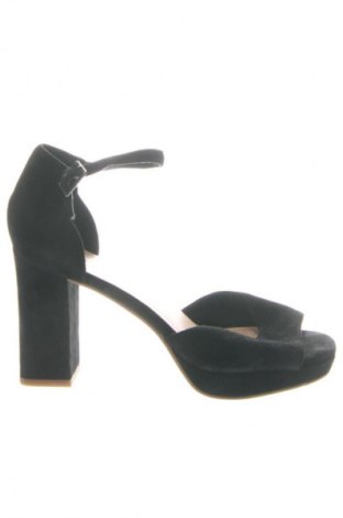 Dámské boty  5th Avenue, Velikost 37, Barva Černá, Cena  939,00 Kč