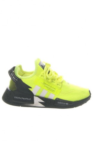 Дамски обувки Adidas Originals, Размер 35, Цвят Зелен, Цена 240,35 лв.