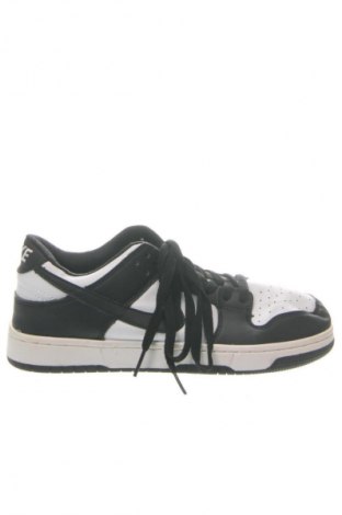 Damenschuhe Nike, Größe 40, Farbe Mehrfarbig, Preis € 61,99