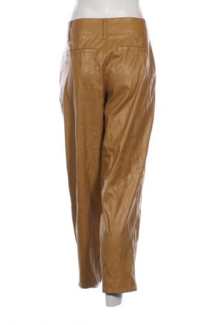 Pantaloni de femei A New Day, Mărime M, Culoare Bej, Preț 100,99 Lei