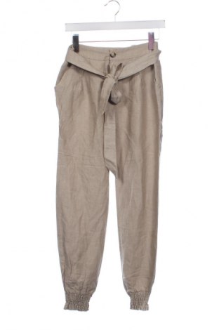 Pantaloni de femei Bershka, Mărime M, Culoare Bej, Preț 76,70 Lei