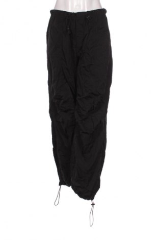 Női nadrág Bershka, Méret S, Szín Fekete, Ár 13 000 Ft