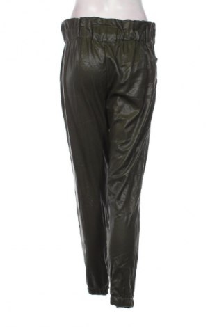 Pantaloni de femei By Clara, Mărime M, Culoare Verde, Preț 100,99 Lei