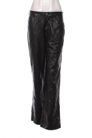 Pantaloni de femei Stradivarius, Mărime M, Culoare Negru, Preț 100,99 Lei