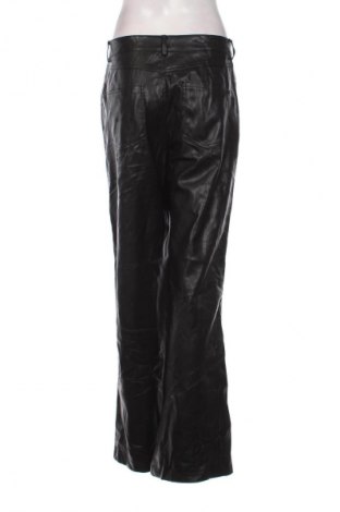 Pantaloni de femei Stradivarius, Mărime M, Culoare Negru, Preț 100,99 Lei