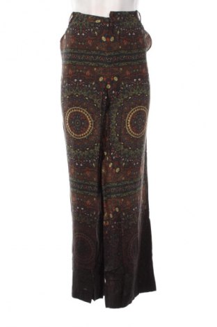 Дамски панталон Desigual, Размер XL, Цвят Многоцветен, Цена 142,99 лв.