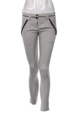 Pantaloni de femei Fashion, Mărime M, Culoare Multicolor, Preț 107,89 Lei