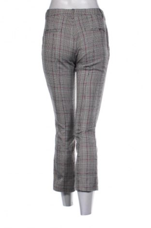 Pantaloni de femei Guess, Mărime M, Culoare Multicolor, Preț 535,00 Lei