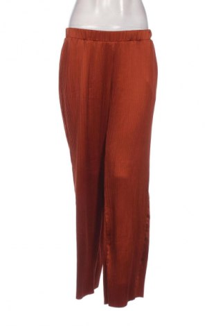 Pantaloni de femei Knowledge Cotton Apparel, Mărime M, Culoare Maro, Preț 215,79 Lei