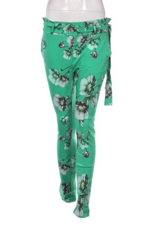 Damenhose Madonna, Größe M, Farbe Mehrfarbig, Preis 15,00 €