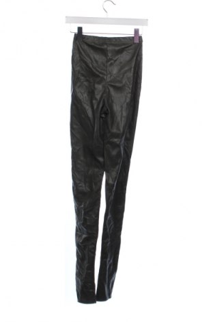 Damenhose Pretty Little Thing, Größe XXS, Farbe Grün, Preis € 20,99