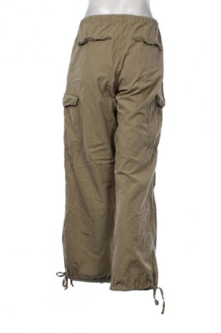 Damenhose Pull&Bear, Größe S, Farbe Grün, Preis 19,95 €