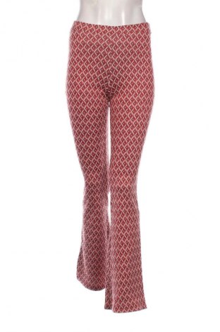 Pantaloni de femei Pull&Bear, Mărime S, Culoare Multicolor, Preț 76,00 Lei