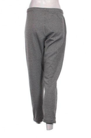 Dámske nohavice Pull&Bear, Veľkosť L, Farba Viacfarebná, Cena  15,00 €