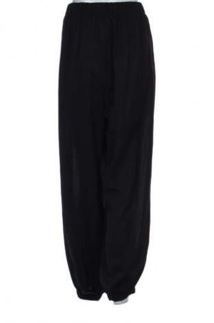 Dámske nohavice SHEIN, Veľkosť 3XL, Farba Čierna, Cena  17,95 €