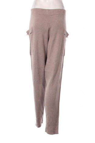 Pantaloni de femei Serianno, Mărime L, Culoare Multicolor, Preț 214,99 Lei