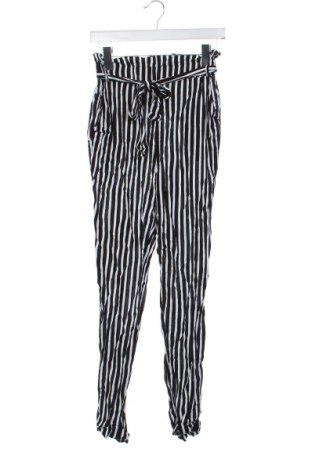 Damenhose Sinsay, Größe XS, Farbe Mehrfarbig, Preis 23,52 €