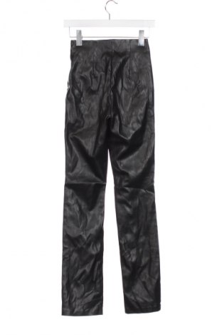 Damskie spodnie Stradivarius, Rozmiar XS, Kolor Czarny, Cena 95,99 zł