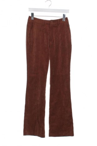 Дамски панталон Stradivarius, Размер XS, Цвят Кафяв, Цена 29,00 лв.